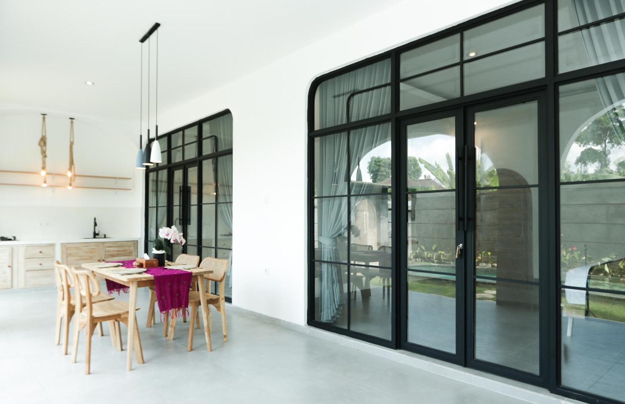 Pradnya Villa By Prasi Ubud Extérieur photo